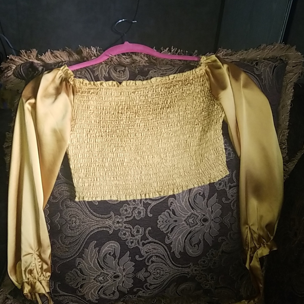 Clothes - Picture 2 of 2